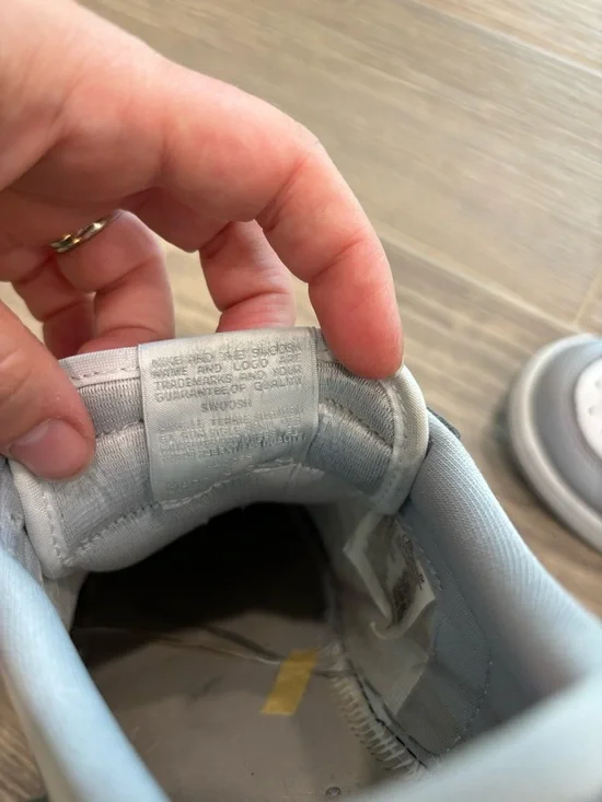 Nike Air Jordan 1 Barons Retro Low OG Shoes Mens 10.5 Gray CZ0790-110 Sneakers - Picture 7 of 8